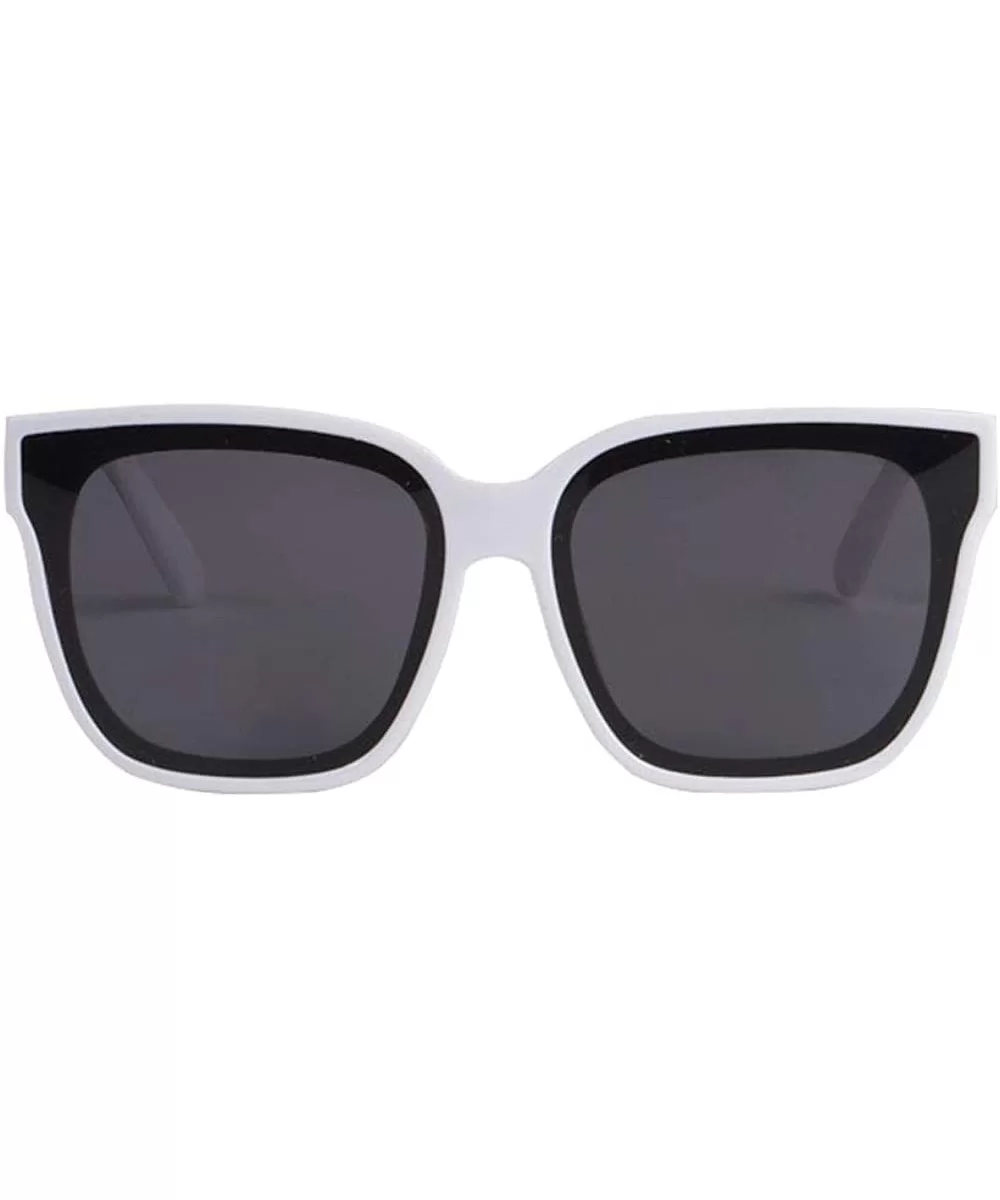 Bold Oversize Horned Rim Flat Lens Sunglasses IL1035 - White/ Black - CV18YADCAGC $17.27 Square