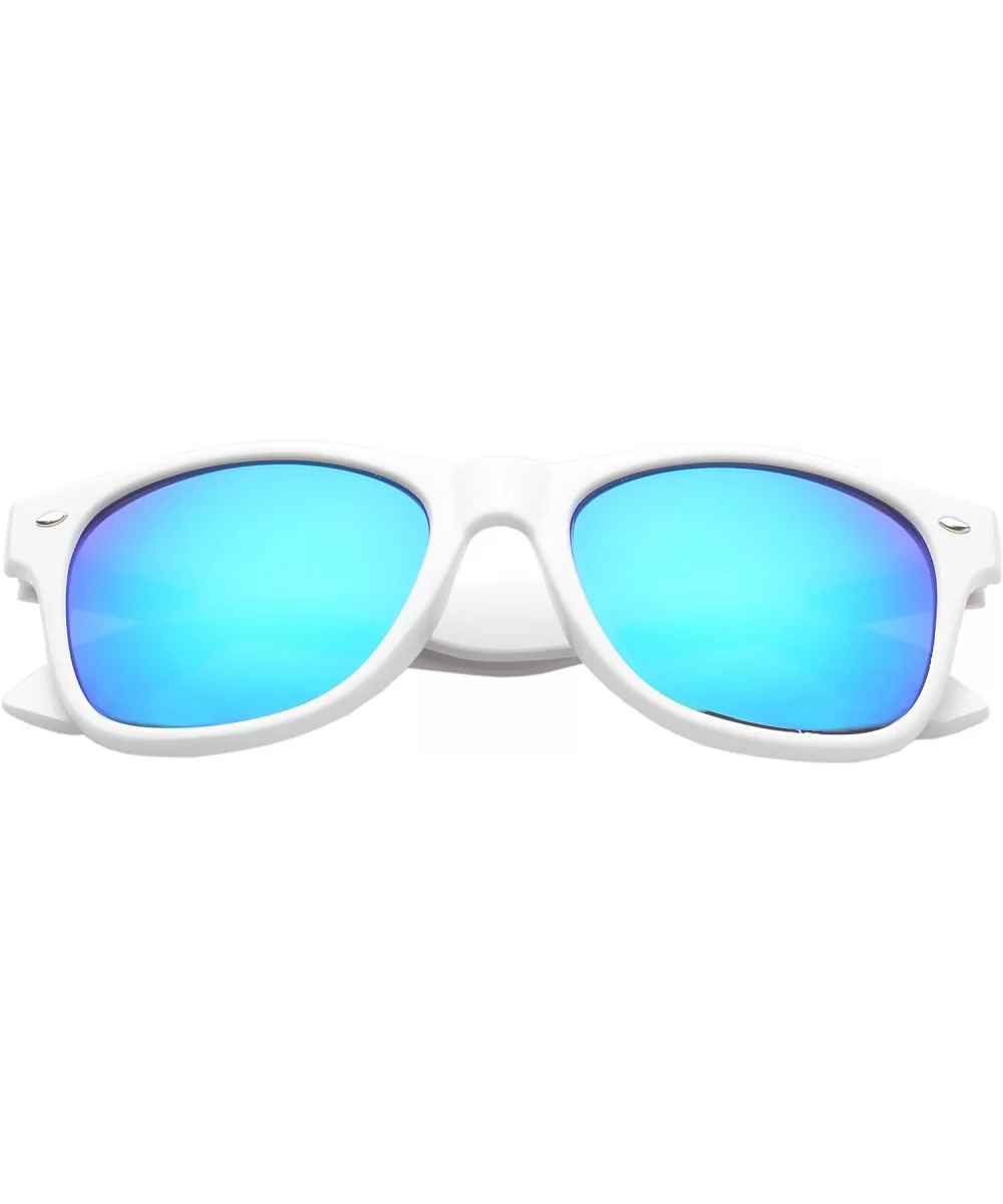 Retro Square Fashion Sunglasses in Black Frame Blue Lenses - White Green Blue - CN11OJA1C9B $12.70 Round